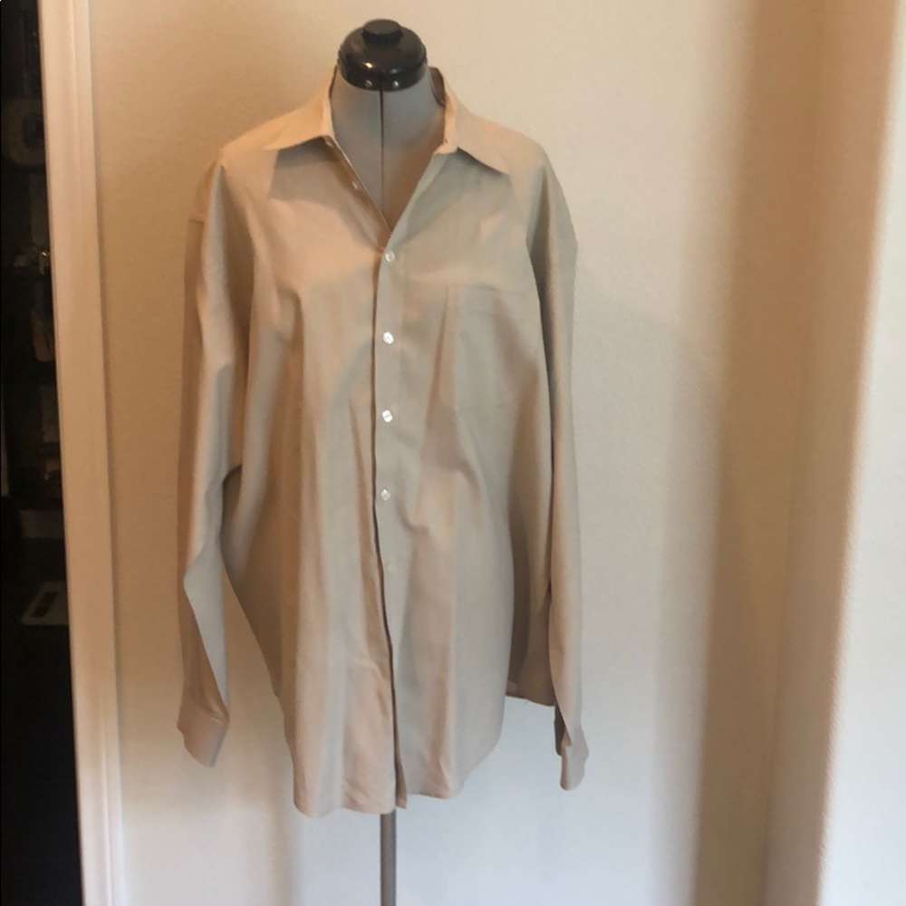 Men’s dress shirt